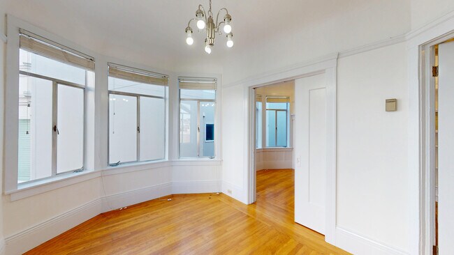 Photo - 1046 Mason St Unit 6