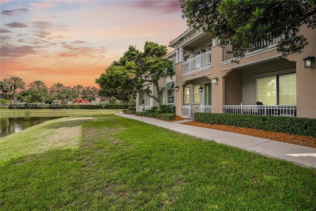 Building Photo - 4025 Cascada Cir