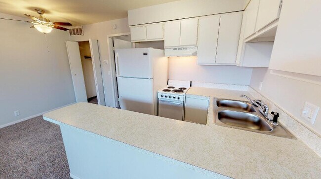 Photo - Fairmont Apartments