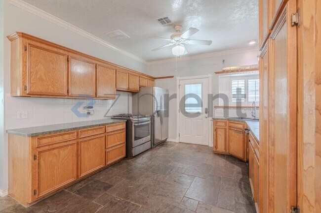 Photo - 7934 Round Rock Dr