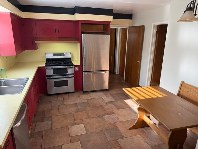 Photo - 1722 Eucalyptus Dr