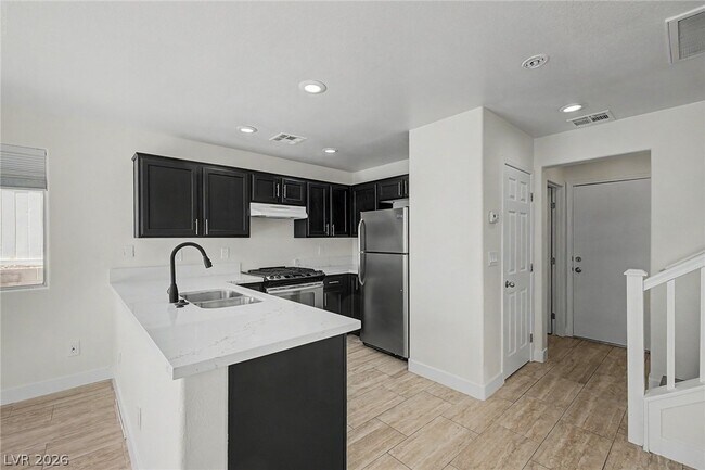 Photo - 8168 New Leaf Ave
