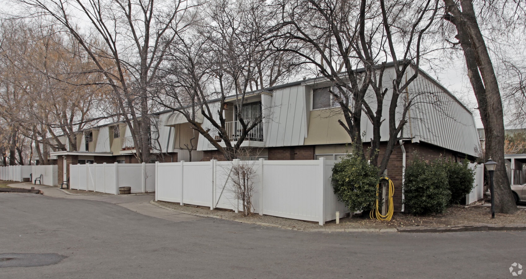 Hidden Grove Apartments - Hidden Grove Apartments