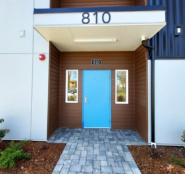 Photo - 810 Yakima
