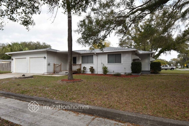 Photo - 615 2nd St SW Casa