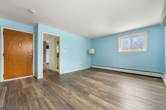 Photo - 301 Belleville Ave