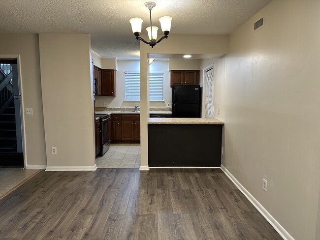 Building Photo - 3156 Heathstead Pl Unit E Rental