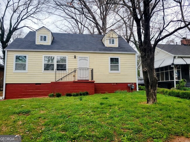 Building Photo - 1361 McClelland Ave