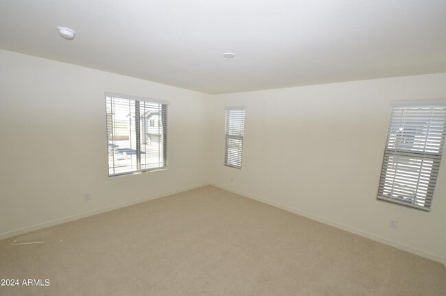 Photo - 1306 W Sparrow Dr