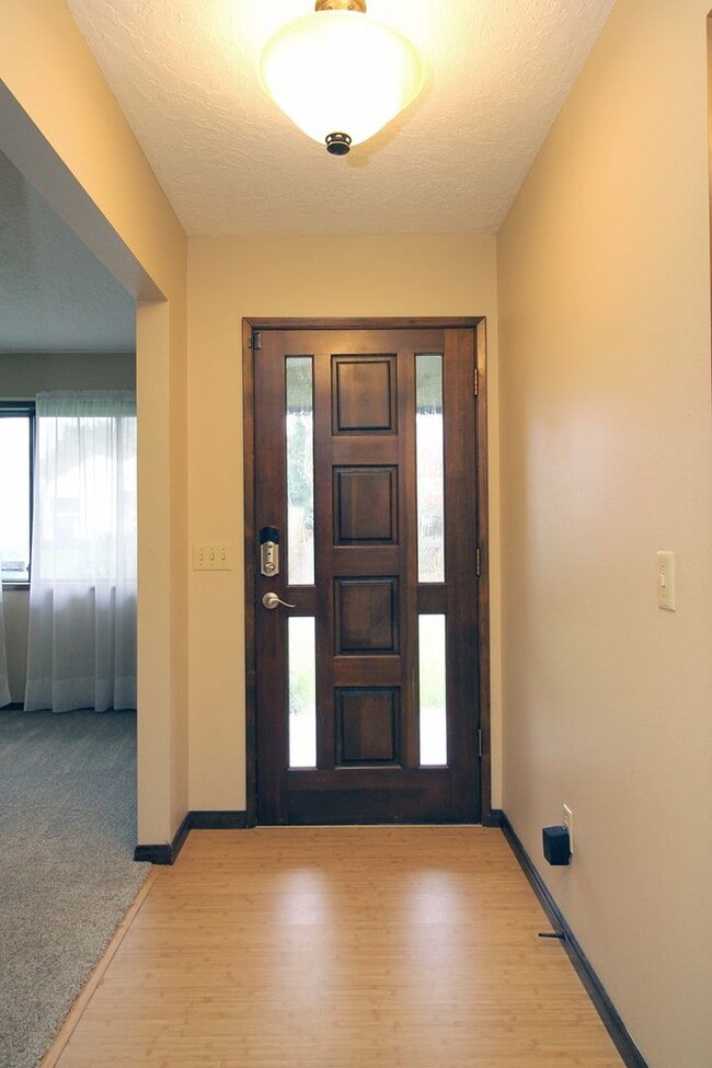 Photo - 2727 SE 58th Ave