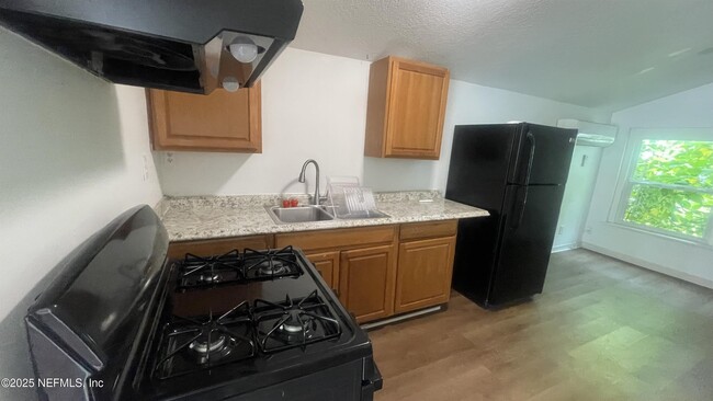 Photo - 2016 Dellwood Ave Apartamento