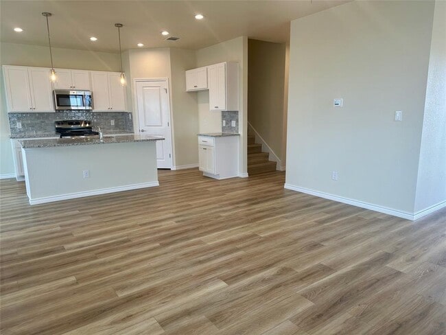 Photo - 515 War Admiral Dr