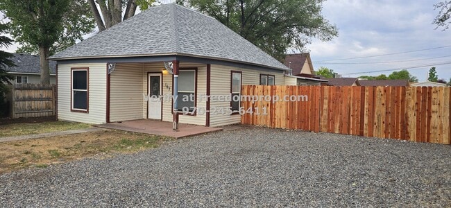 Building Photo - Downtown Fruita! Rental