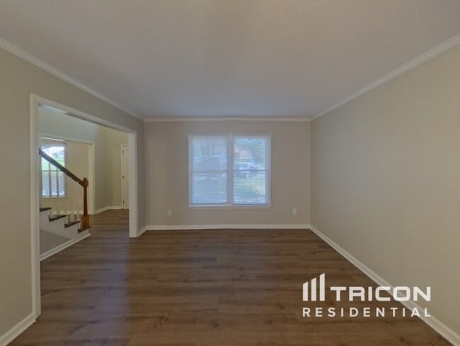 Photo - 8404 Sills Ct