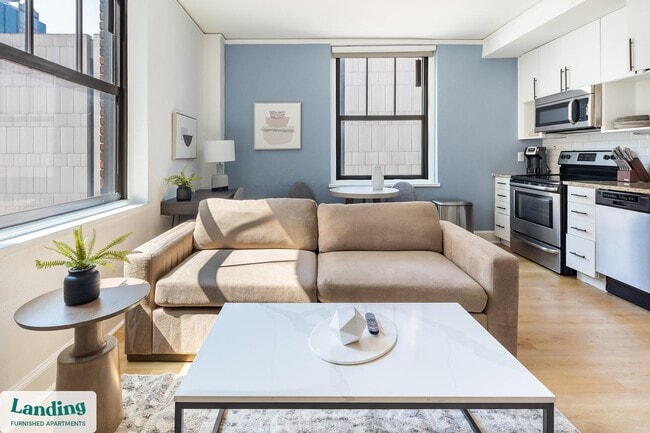 Photo - 933 McGee St Unidad 2-432.1411120