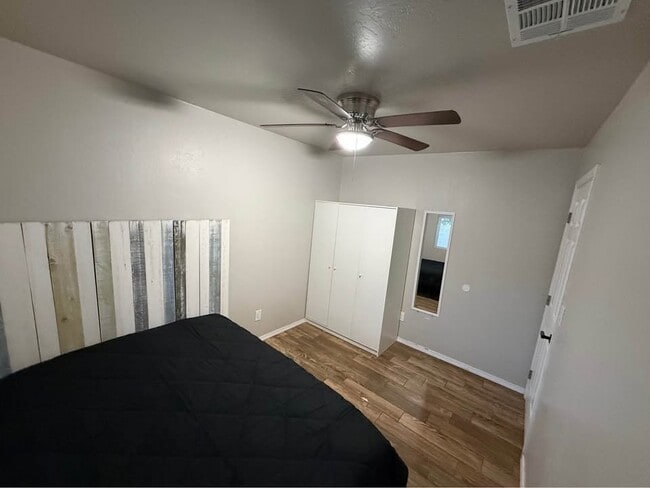 Photo - 3645 W Hadley St