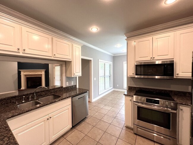 Photo - 123 W Edgewood Dr
