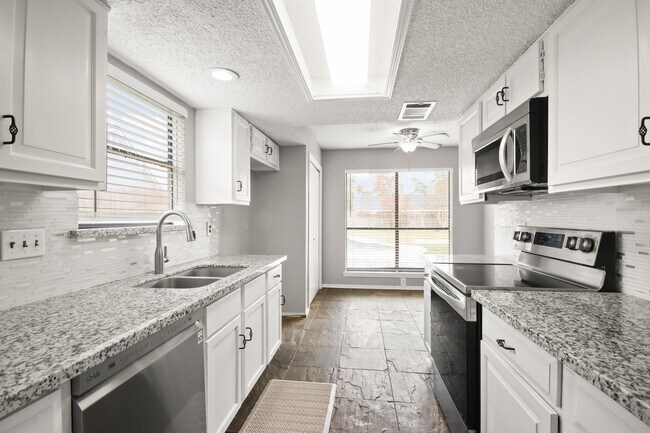 Photo - 17610 Possums Run Dr