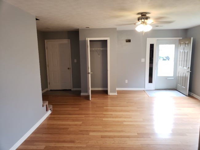 Photo - 1069 Merrick Dr