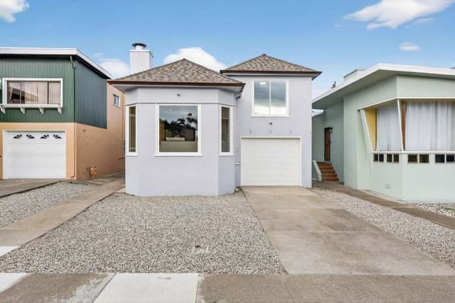 Photo - 876 N Mayfair Ave