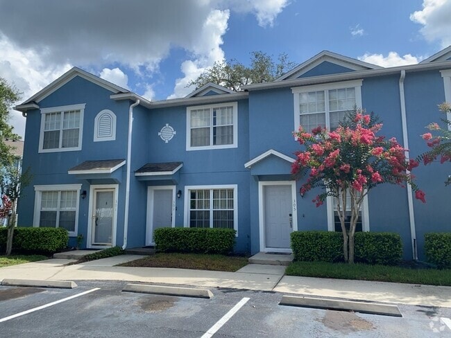 Building Photo - 303 Wilton Cir Rental