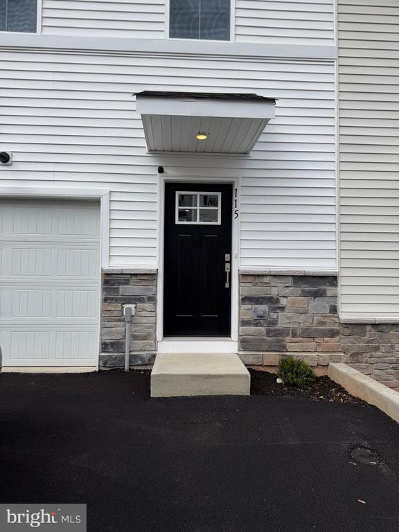 Photo - 115 Abramo Victor Dr