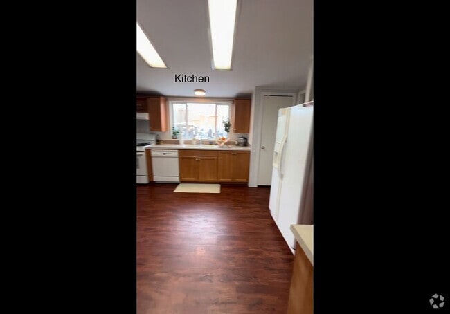Building Photo - 5083 N Thornton Pl Rental