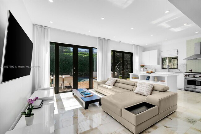 Photo - 110 3rd San Marino Terrace