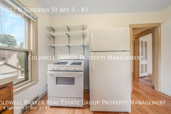 Photo - 617 N Superior St Unit #3