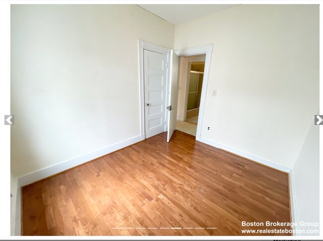 Photo - 45 Crescent Ave Unit 2