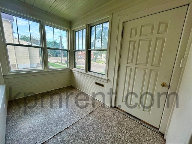 Photo - 506 7th St NE