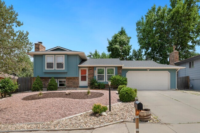 Building Photo - 2010 Lander Cir