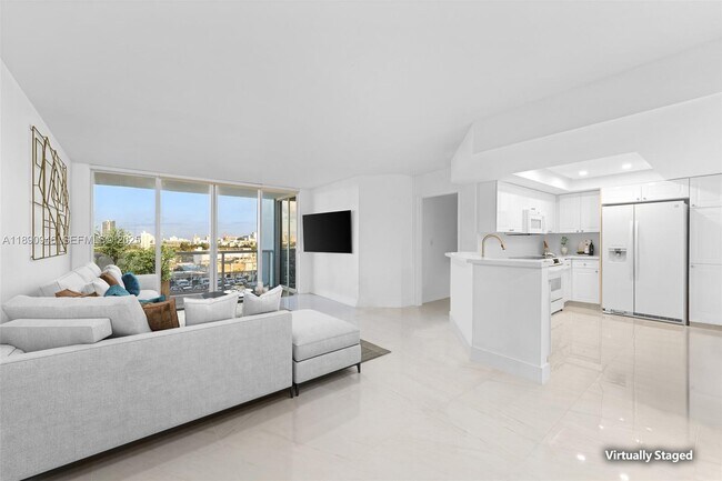 Building Photo - 1800 Sunset Harbour Dr Unit 1007