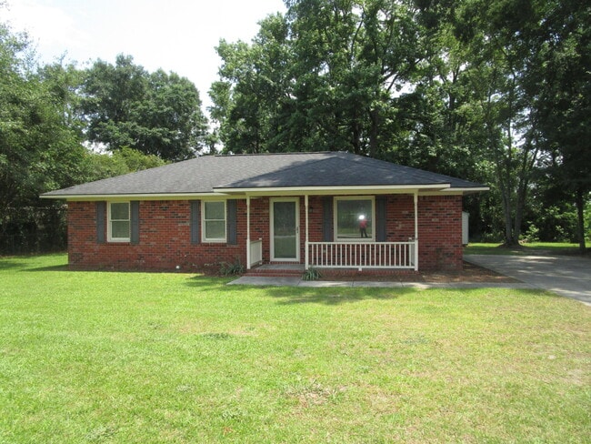 Building Photo - 1320 Race Track Rd