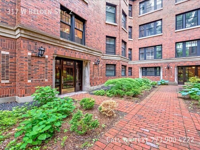 Lincoln Park Extra Large 3 bedroom 2 bath - Lincoln Park Extra Large 3 bedroom 2 bath Apartment Unit 2