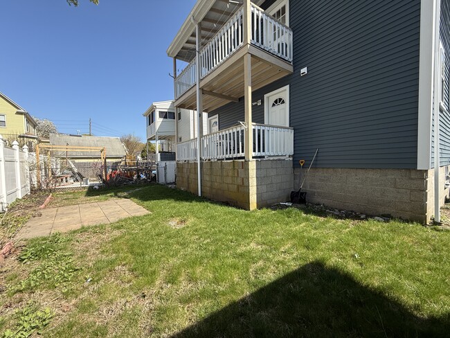 Photo - 12 Gilbert Ct Unit 12