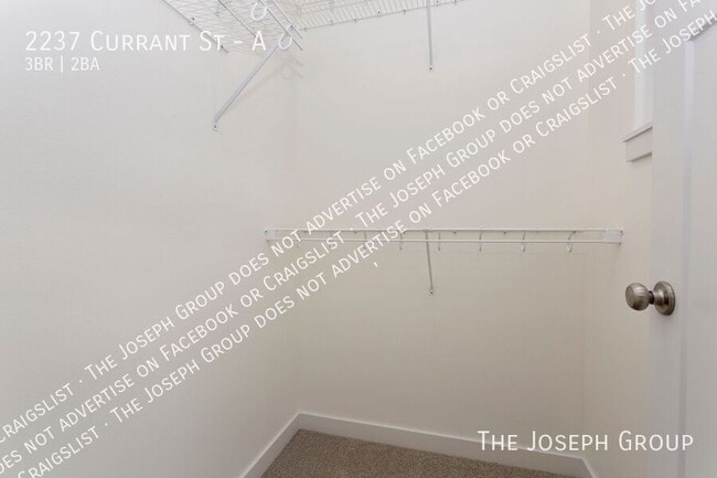 Photo - 2237 Currant St