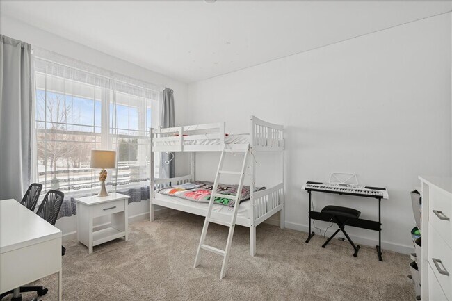 Photo - 5 Lake Vista Ct