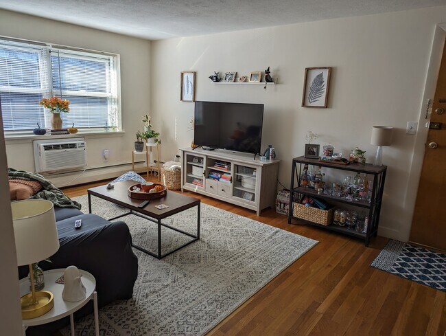 Photo - 11 Commonwealth Ct Unit 15