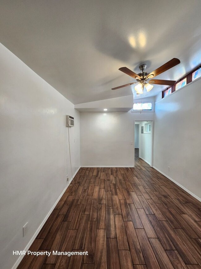 Photo - L - Walnut Grove, Rosemead Unit 4021 1/2