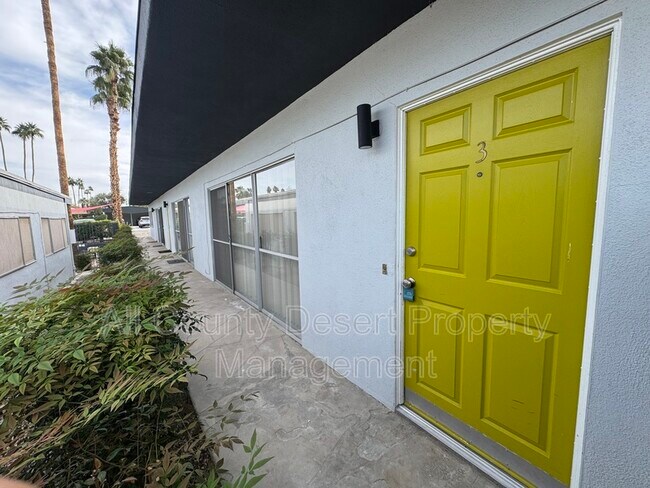 Building Photo - 46075 Ocotillo Dr Unit 3