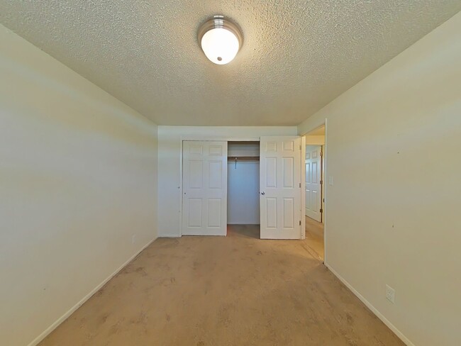Photo - 2 Bedroom Duplex ~ Albany ~ Pet Friendly Unit 2510 Sherman St SE