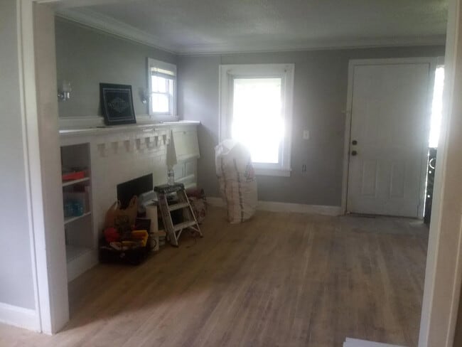 Photo - 5836 Euclid Ave