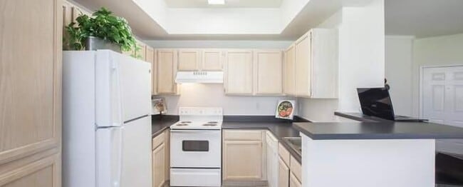 Building Photo - 1 bedroom in Stafford TX 77477 Unit 1292 Rental