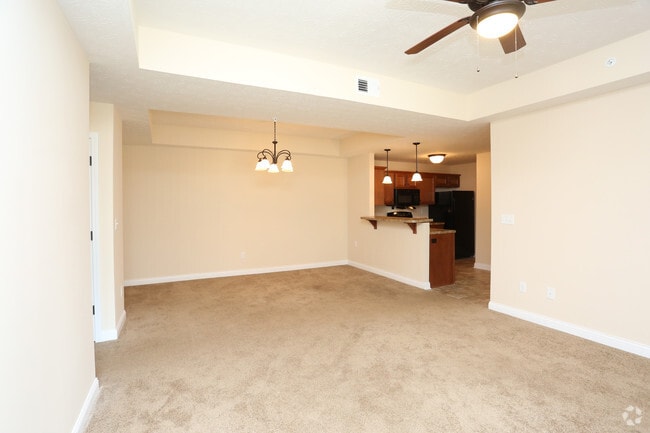 3 BR, 2BA - 1,373 SF - Dining Area