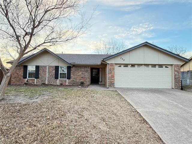 Building Photo - 320 Gloria St