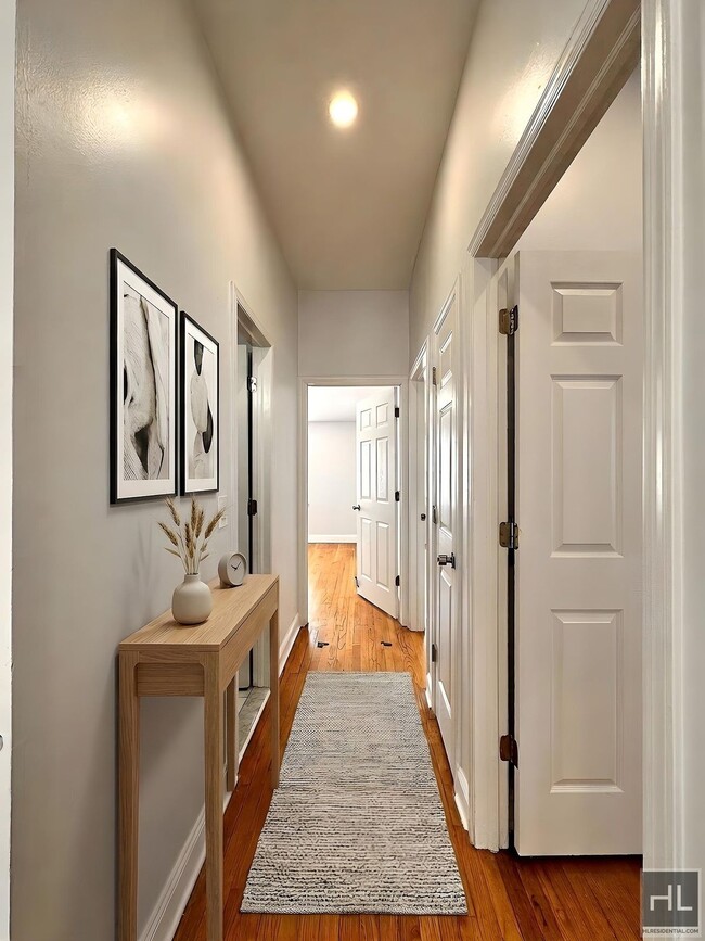 Photo - JEFFERSON AVENUE Unit 2