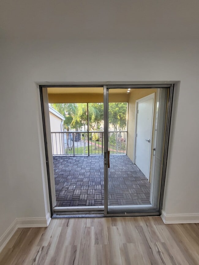 Photo - 15290 SW 106th Ln Unit 315