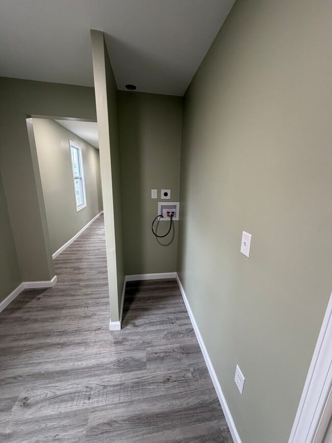 Photo - 2BR 1BA Fresh Interior Remodel.