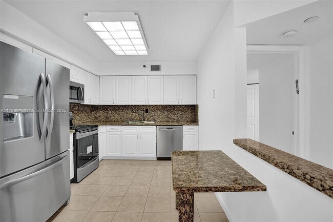 Photo - 3530 Mystic Pointe Dr Unit 1812